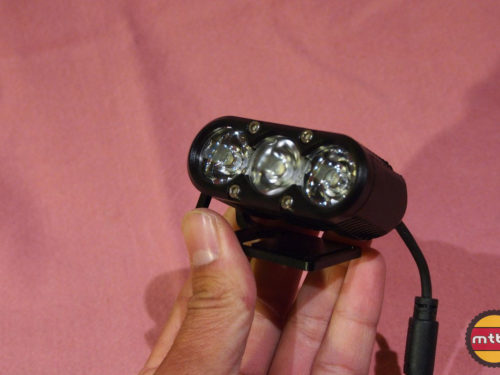 Review: Gloworm XS 2200 Lumen Bike Light